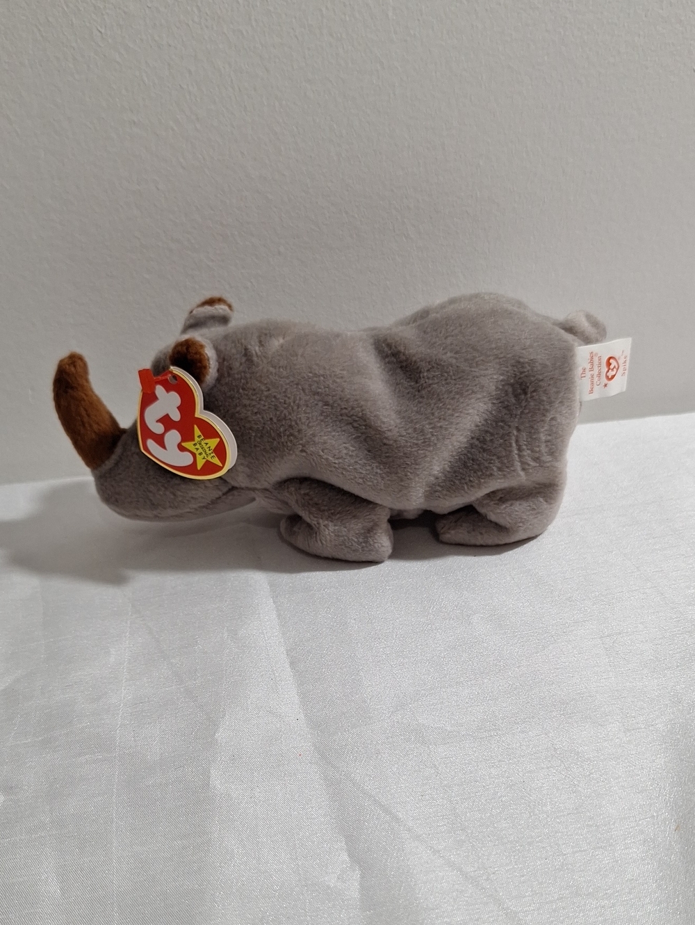 SPIKE THE RHINO. TY Beanie Babies